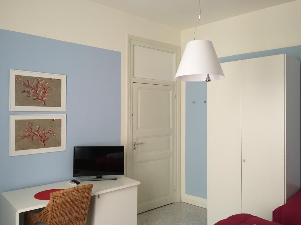 Albachiara Suite Rooms - City Center Trapani Bagian luar foto
